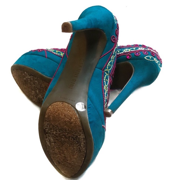 Gianni Bini Blue Suede Embroidered Stiletto Pumps - Picture 5 of 6